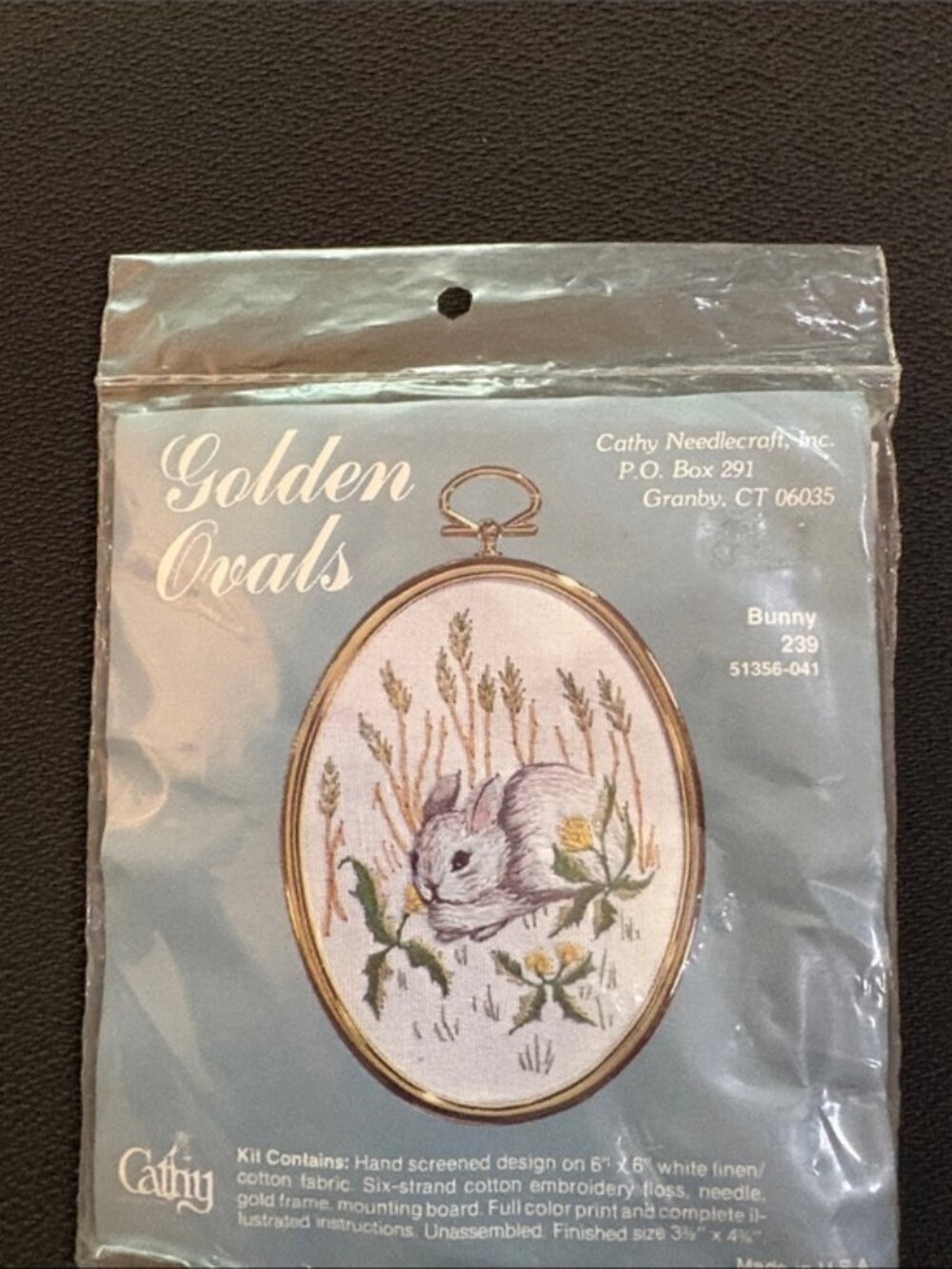 NWT Golden Ovals Bunny Needlepoint Kit
